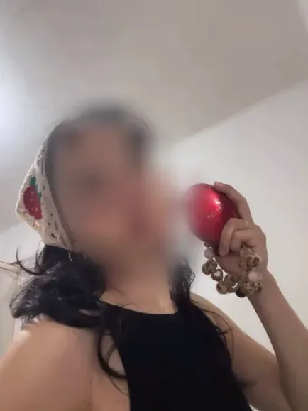Alina, 21