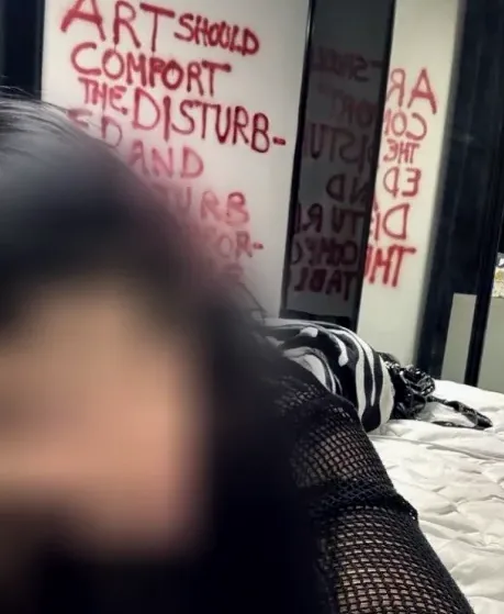 Elisa, 19