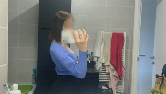 Emily, 21