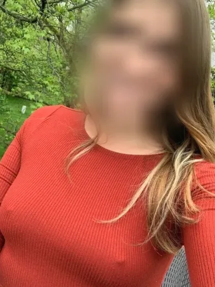 Jacqueline, 32