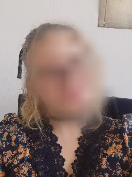Jacqueline, 32