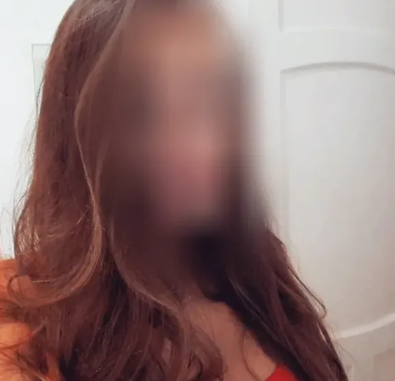 Leyla, 28