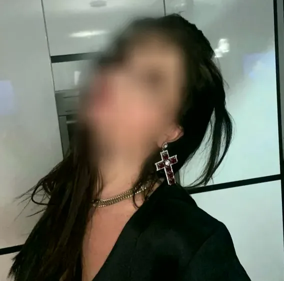Mira, 38