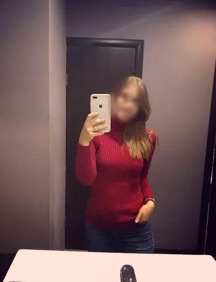 Mira, 32
