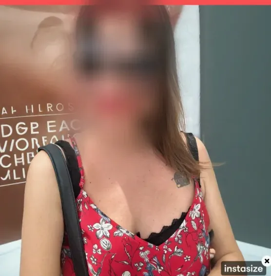 Neele, 37