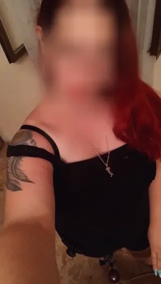 Nicole, 34