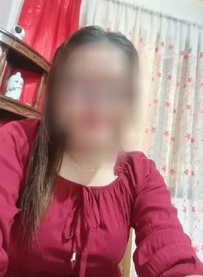 Paula, 38