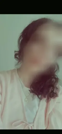 Pauline, 27