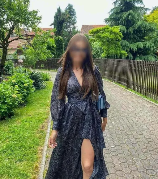 Thea, 24